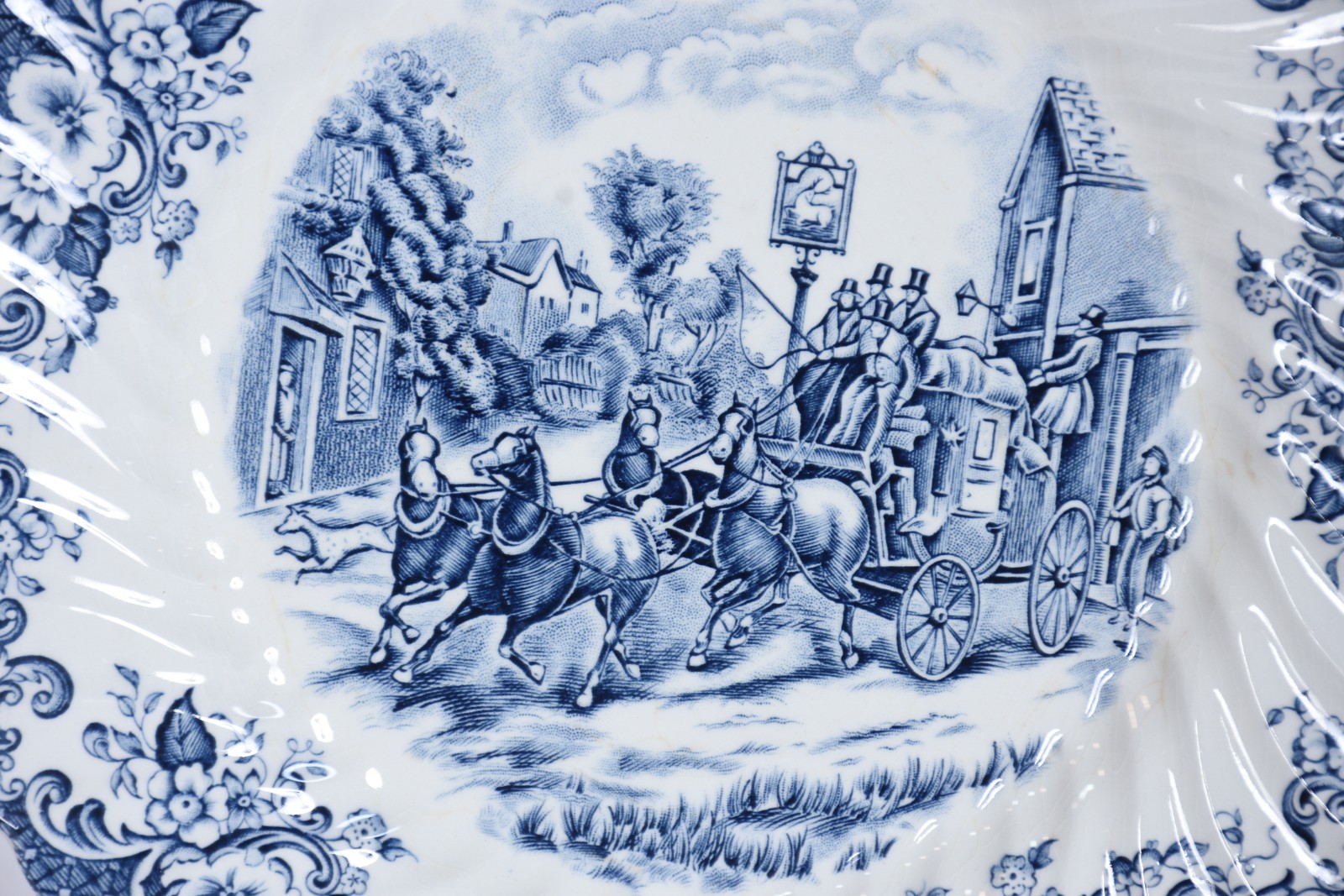 Serviço de jantar de faiança inglesa azul e branco, decoração... - foto 2 de 10