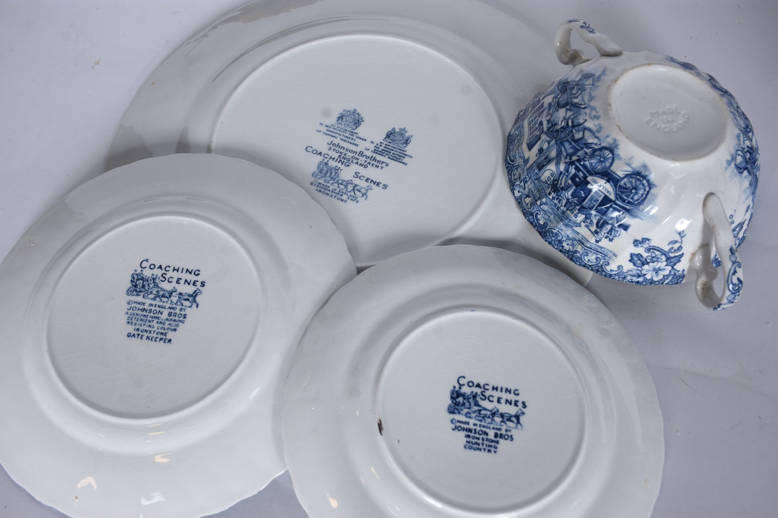 Serviço de jantar de faiança inglesa azul e branco, decoração... - foto 4 de 10