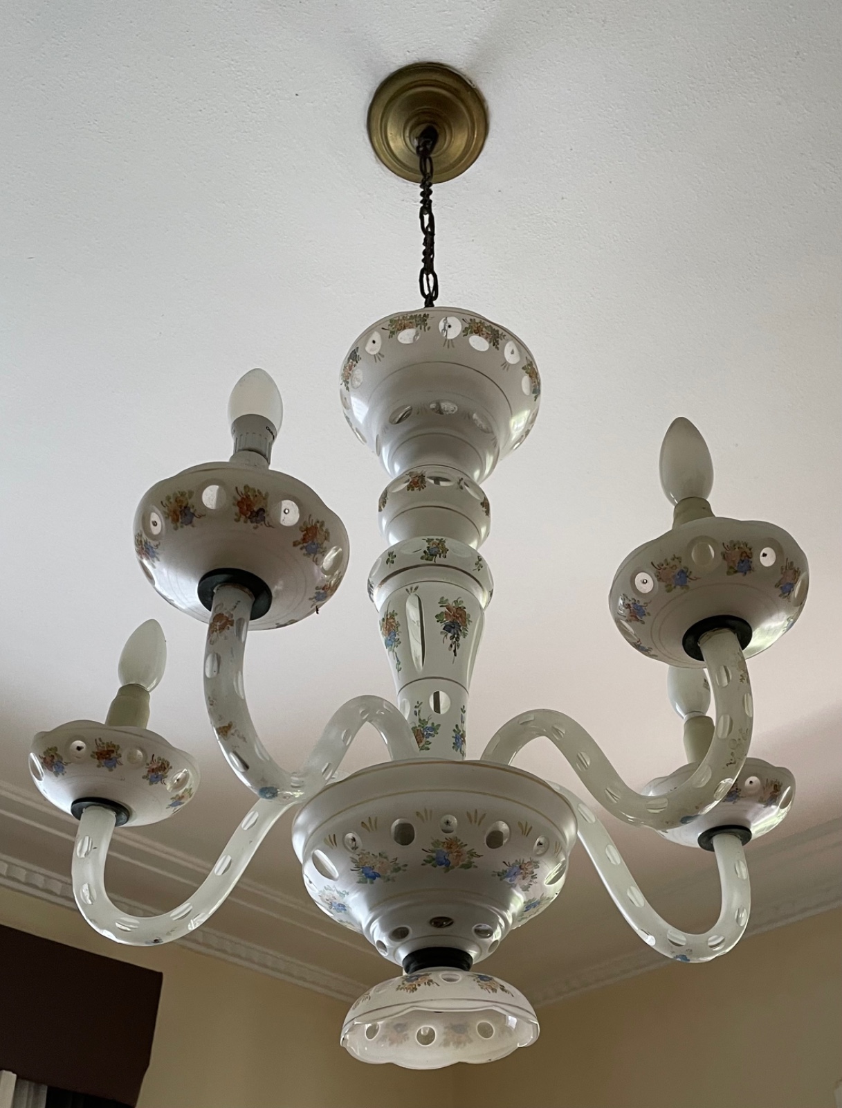 Lustre de cristal overlay branco com pequenas flores, para 5 luzes... - foto 8 de 8