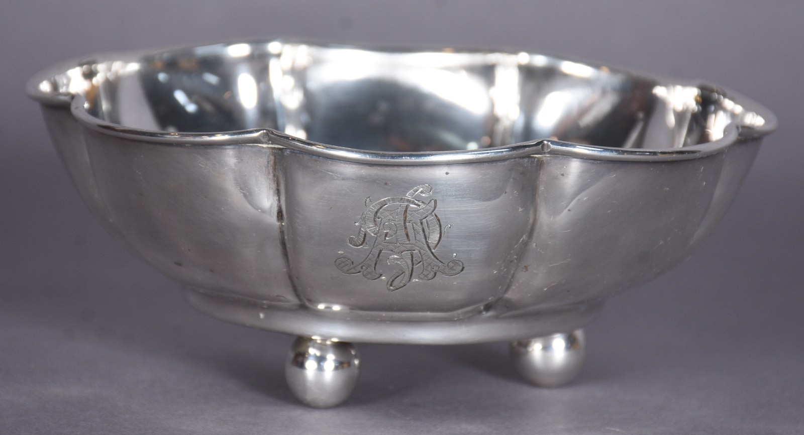Bowl de prata de lei contraste Sterling 925 mls, borda em gomos... - foto 1 de 6