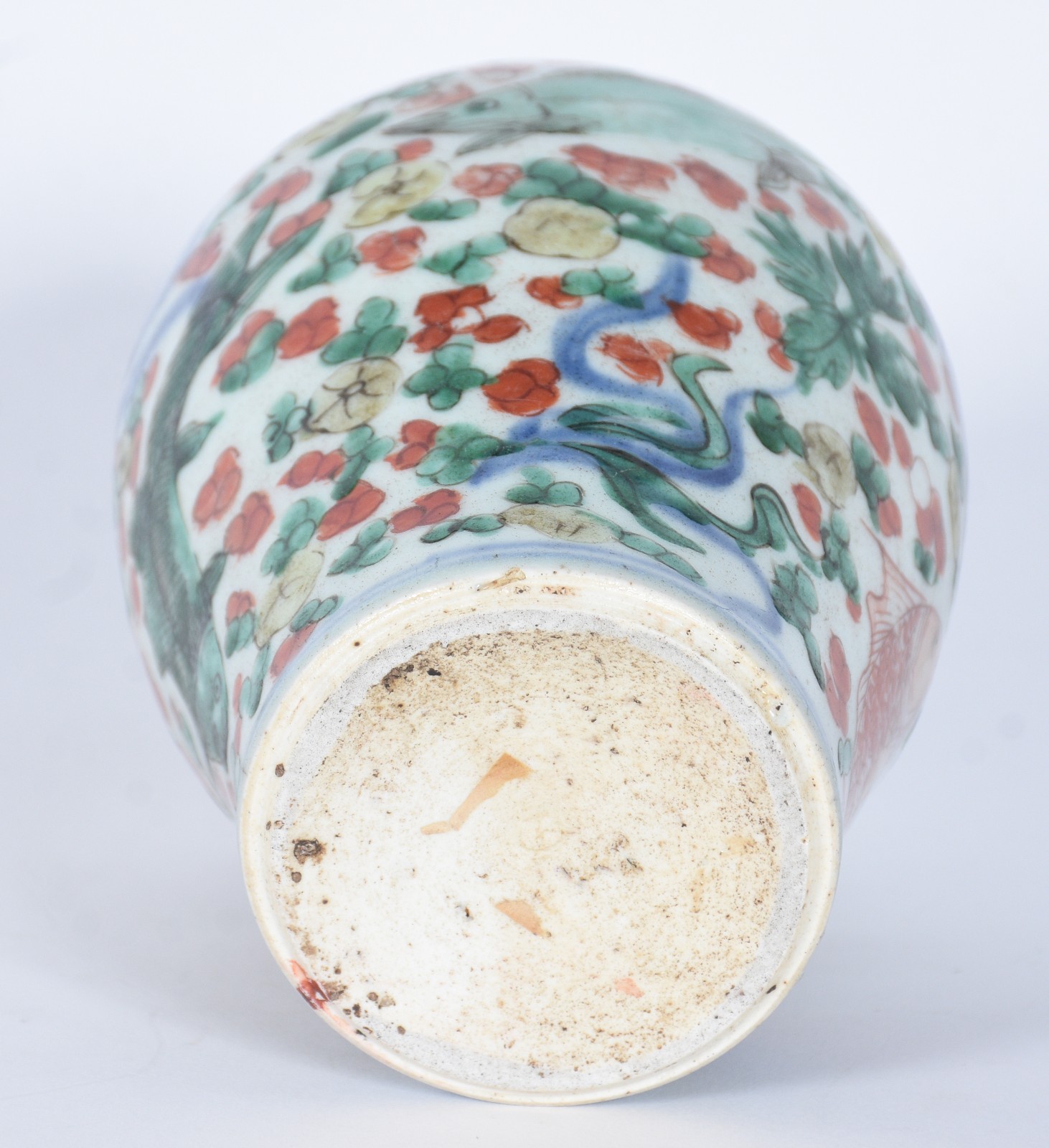 Antigo vaso de porcelana oriental decorado com motivos marinhos e... - foto 6 de 7
