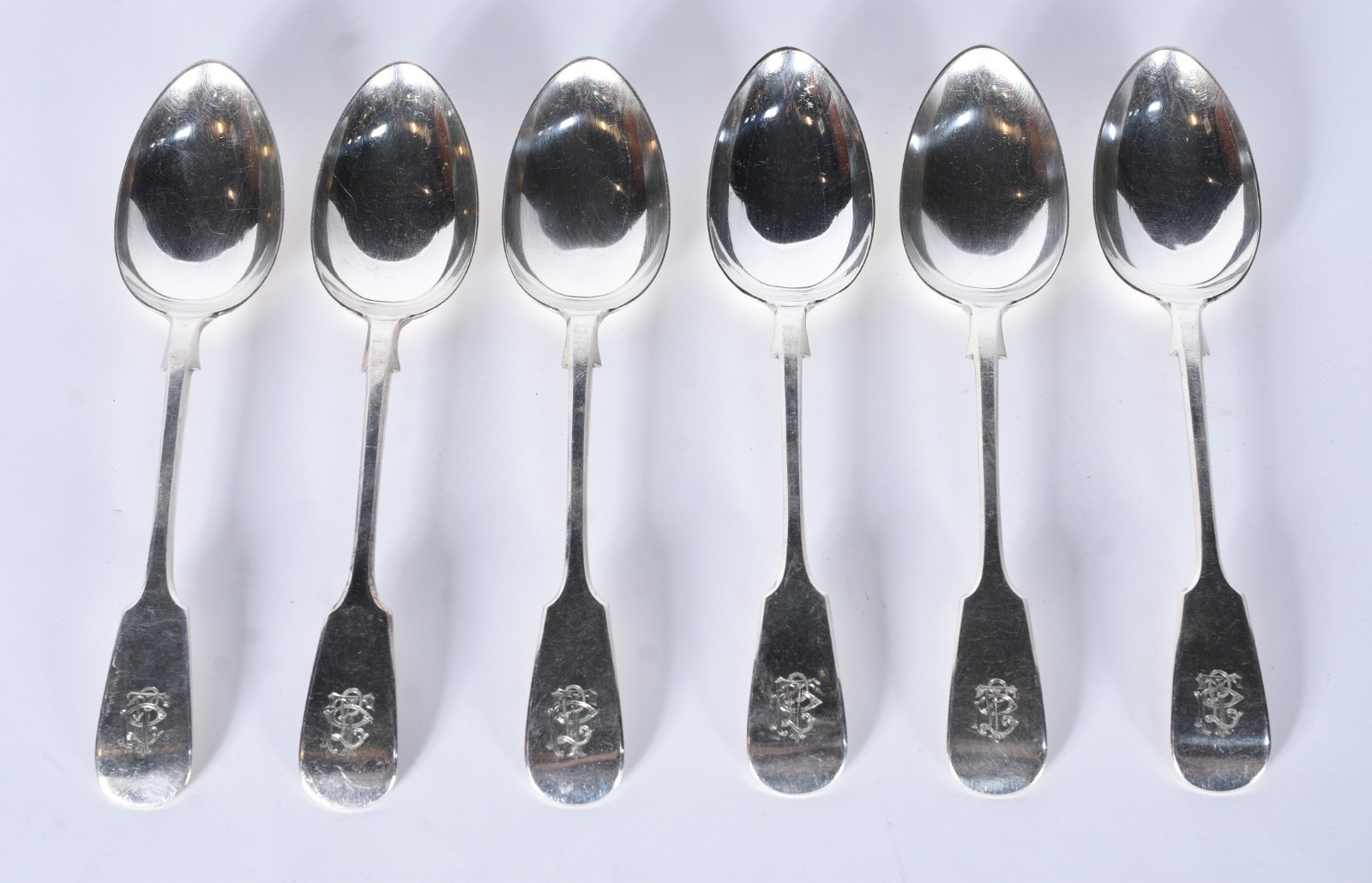 Seis colheres de sopa de metal espessurado a prata. - foto 1 de 3