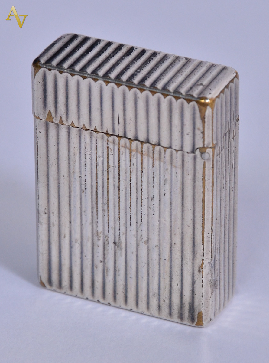 Isqueiro da marca DUPONT - Franca.
