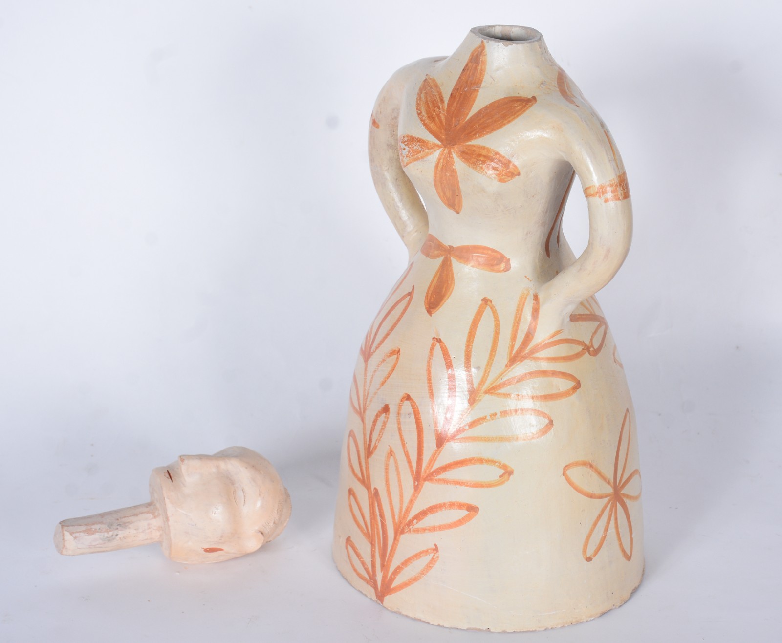 Arte Popular - Duas peças de barro cozido, sendo: sopeira com alças... - foto 9 de 11