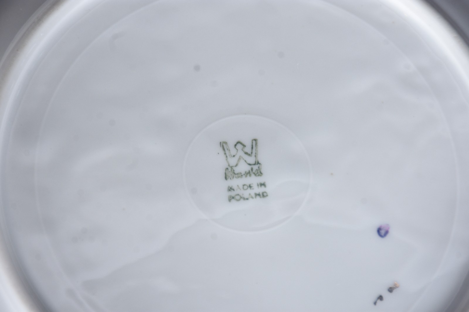 Serviço de jantar de porcelana polonesa na cor branca com flores em... - foto 8 de 10