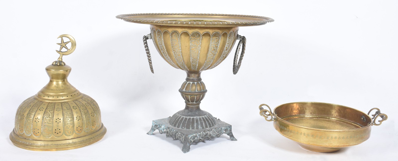 Grande incensário de metal dourado oriental. (base com oxidações). - foto 6 de 9