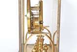 Kundo,  - Relógio de mesa com caixa de metal dourado. Máquina parada.