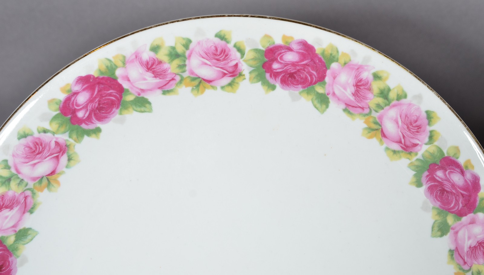 Serviço de jantar de porcelana Saler na cor branca decorada na borda... - foto 2 de 6