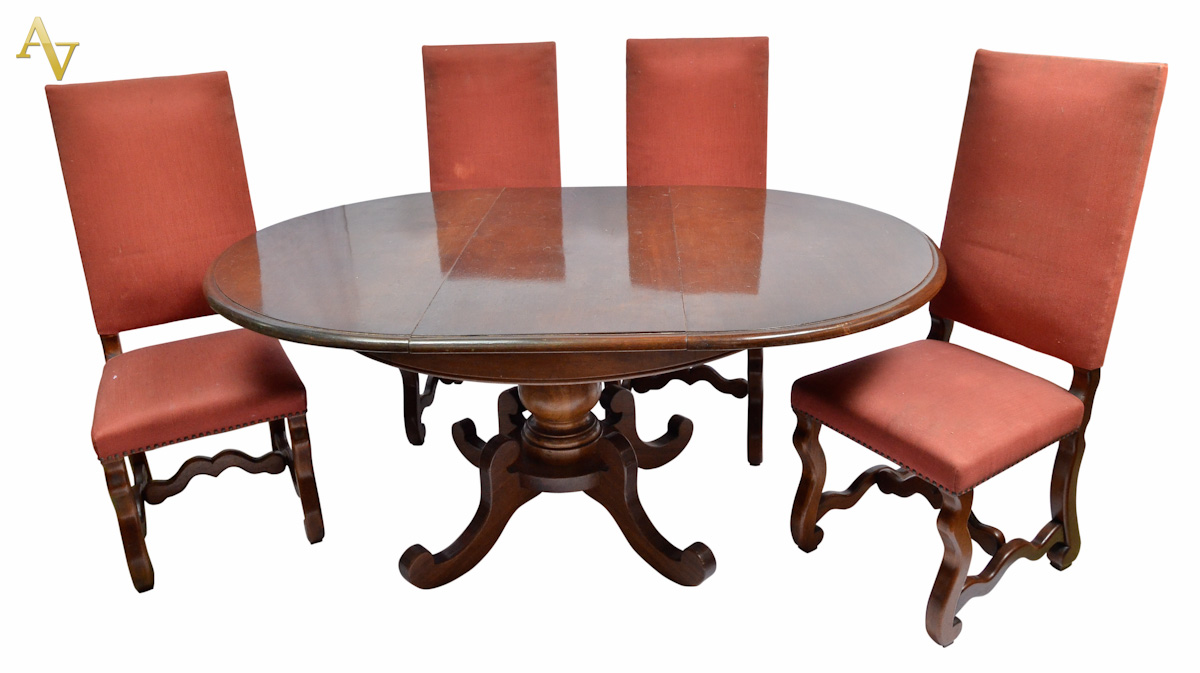 Mesa de jantar de madeira nobre, diam.1,20 m. com tábua extensora de...