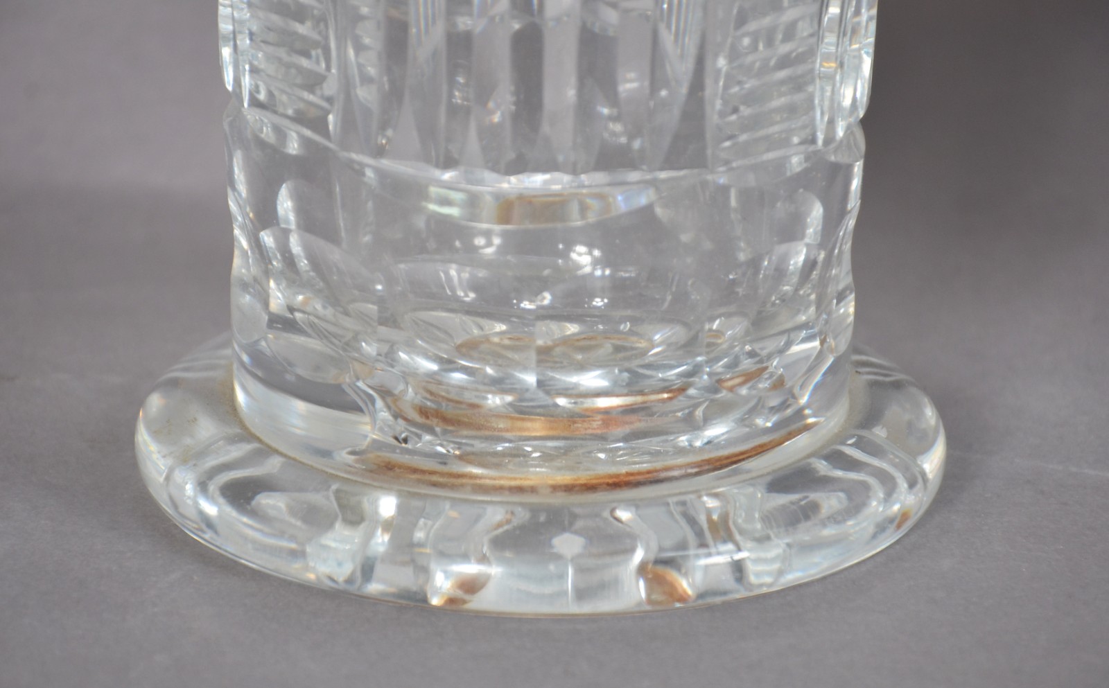 Dois vasos de cristal lapidado. - foto 9 de 11