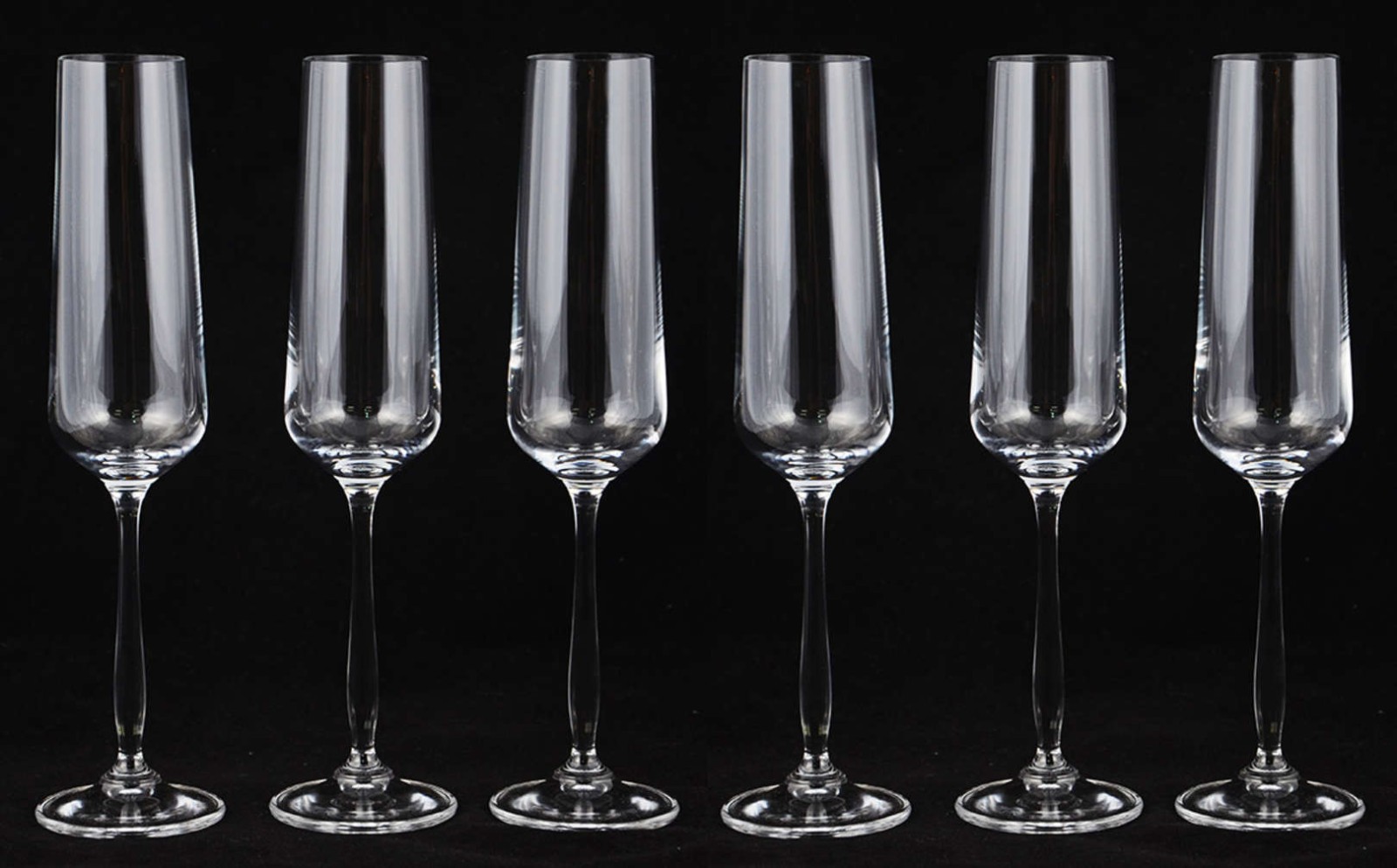 Seis flutes de cristal para champagne, 235 ml. - foto 1 de 2