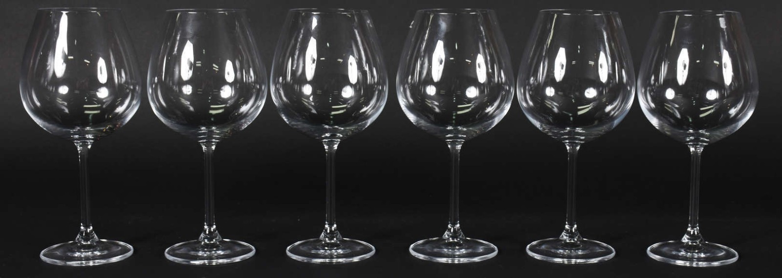 Seis taças de cristal da bohemia para vinho 650 ml. - foto 1 de 2