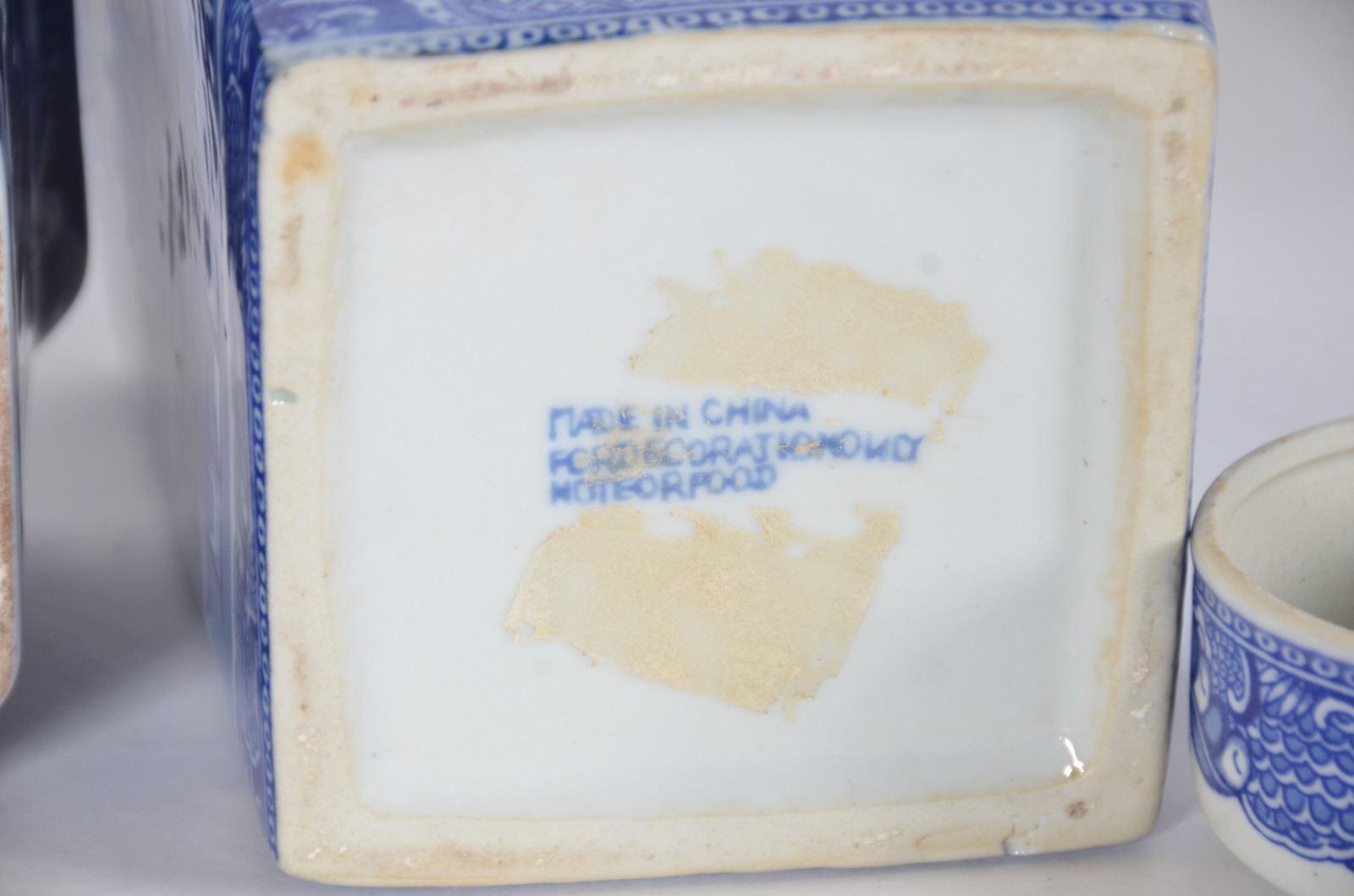 Cinco potiches diversos de porcelana chinesa decoração em azul e... - foto 10 de 11