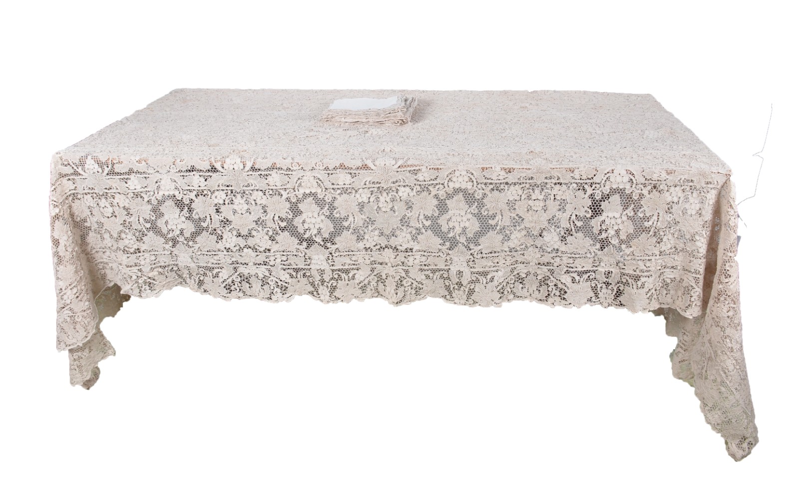 Toalha de mesa de renda veneziana na cor bege, acompanham 12... - foto 2 de 9