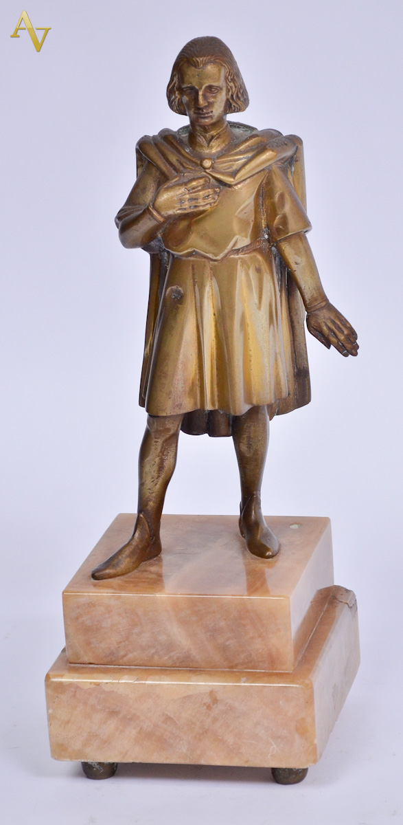 Estatueta de bronze repres.filósofo, base de onix, alt.total 32 cm.