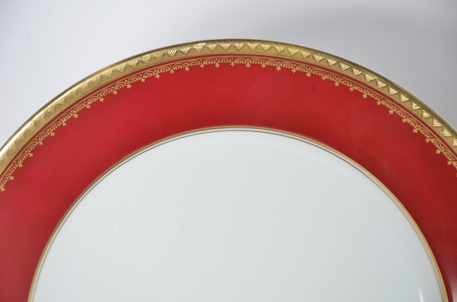 Serviço de jantar de porcelana Rosenthal borda bordeaux e guirlandas... - foto 2 de 8