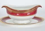 Serviço de jantar de porcelana Rosenthal borda ... - Serviço de jantar de porcelana Rosenthal borda bordeaux e guirlandas douradas composto de: 22 pratos rasos, 11 pratos de sobremesa e molheira.