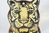 Abraham Palatnik (1928-2020),  - Estatueta de resina de poliéster representando tigre, assinada.