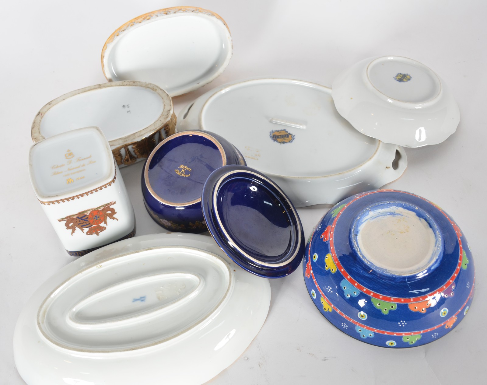 Doze peças diversas de porcelana. - foto 5 de 11