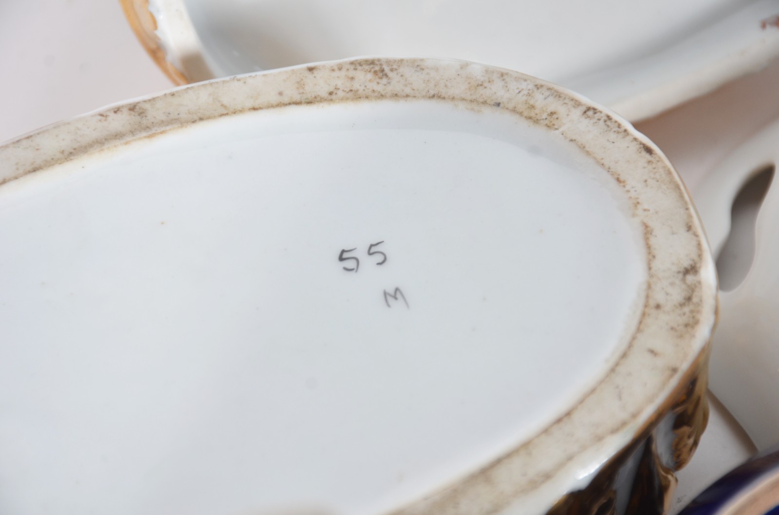 Doze peças diversas de porcelana. - foto 7 de 11