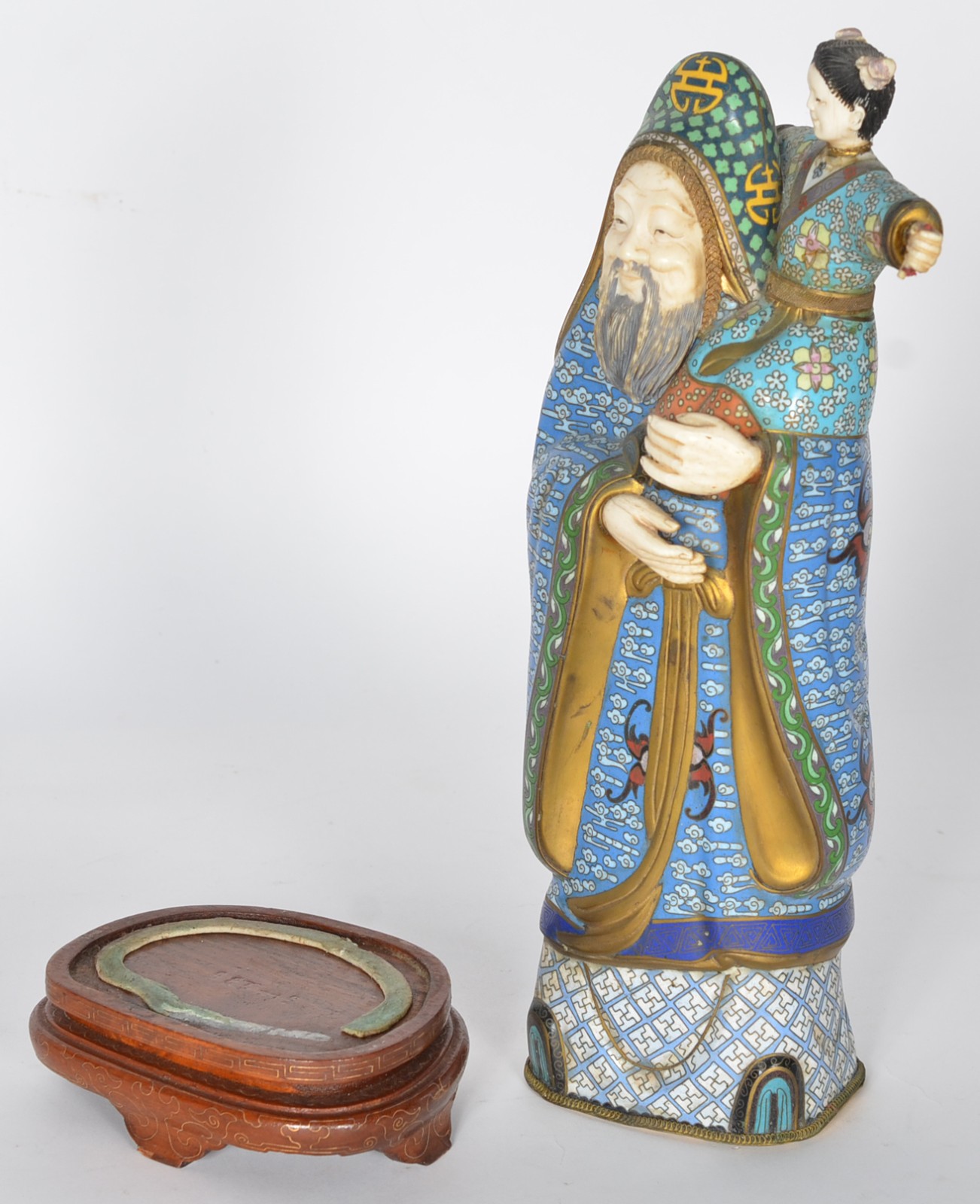 Escultura chinesa de cloisoné e marfim representando figura de ancião... - foto 6 de 9