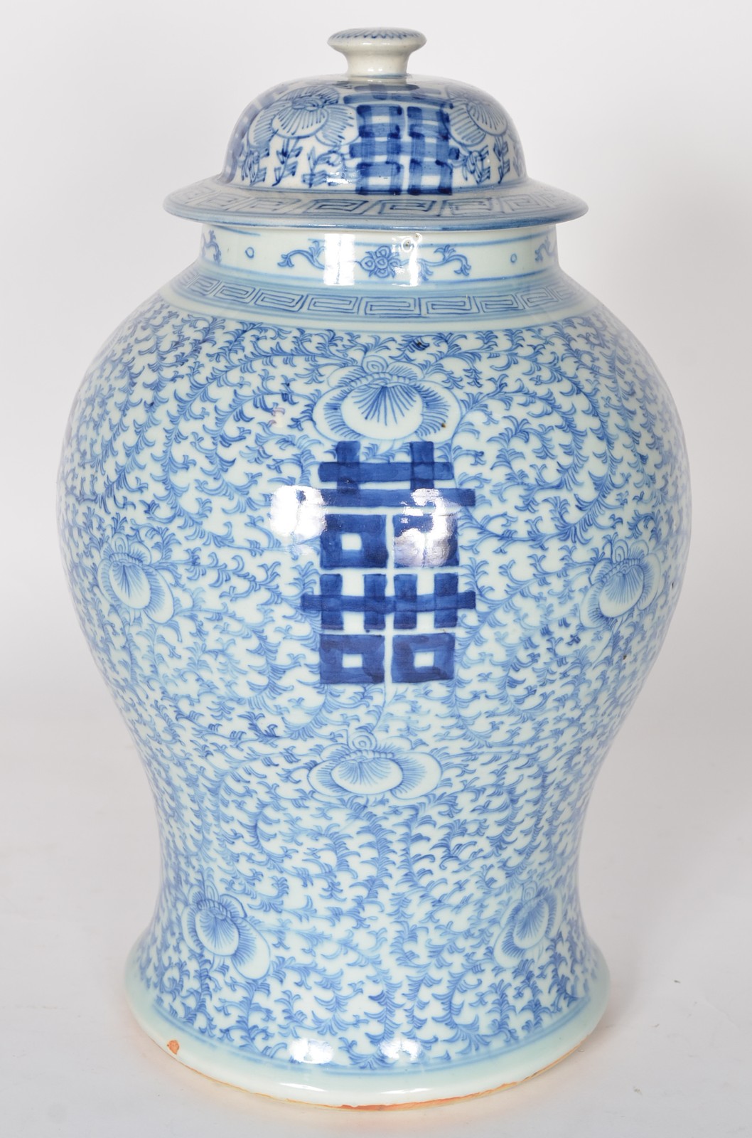 Potiche antigo de porcelana chinesa azul e branca, decorado com... - foto 1 de 7