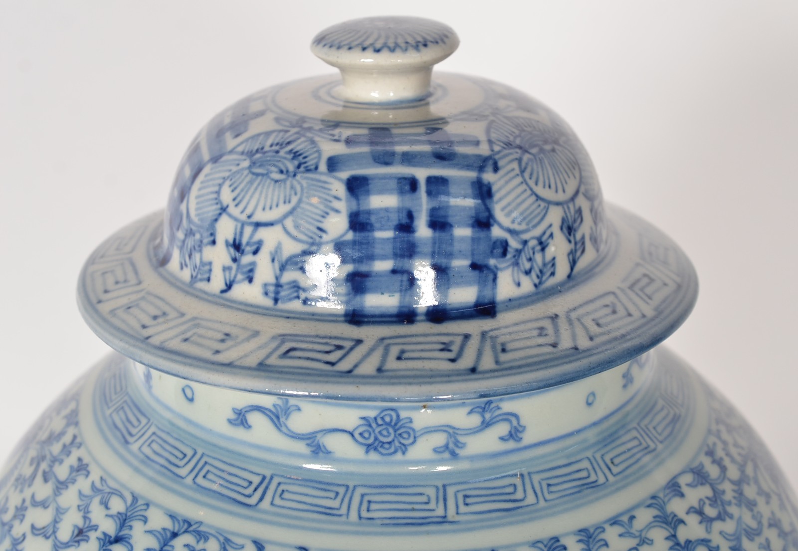 Potiche antigo de porcelana chinesa azul e branca, decorado com... - foto 3 de 7
