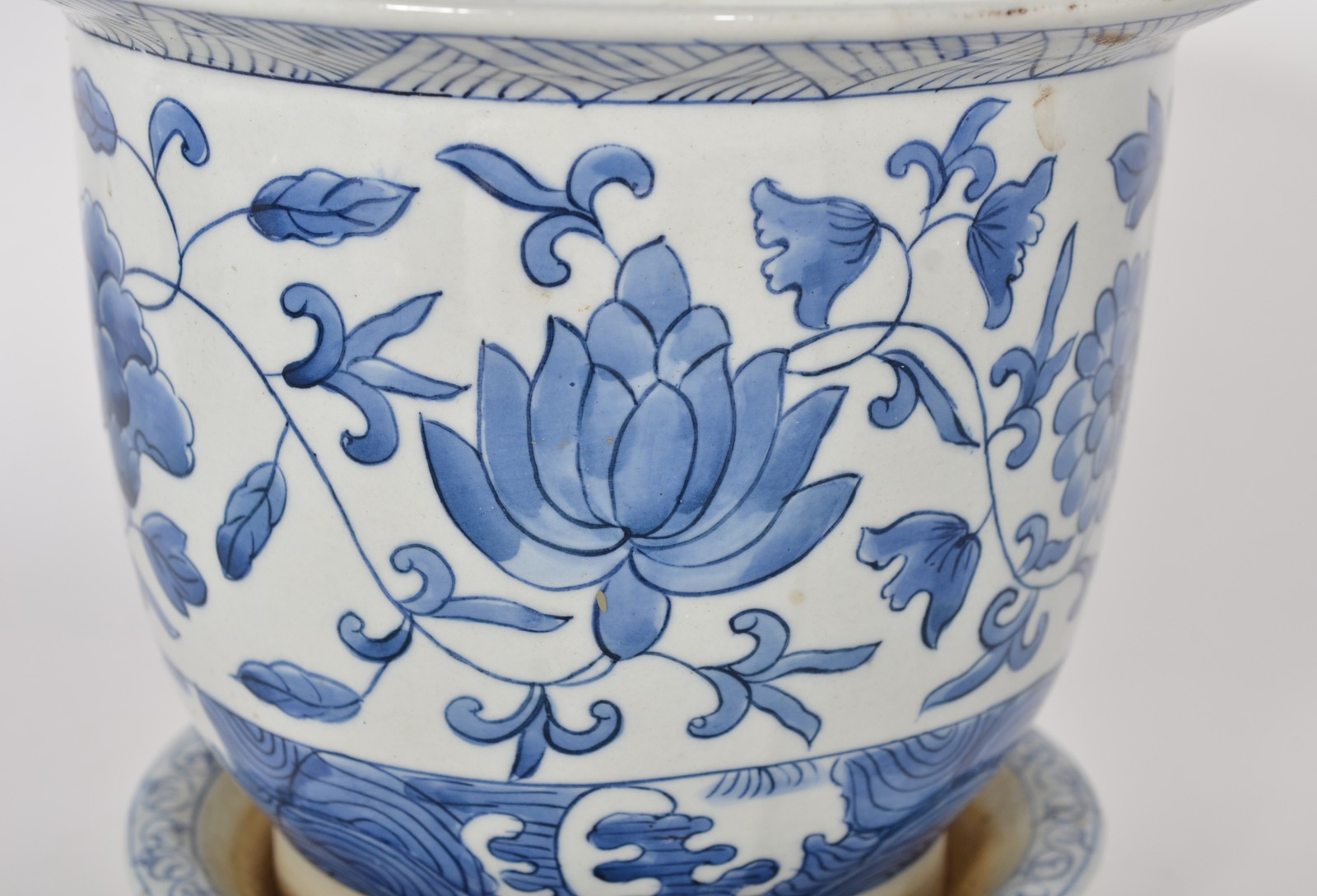 Cinco cachepots redondos de porcelana oriental azul e branca (2 sem... - foto 3 de 11