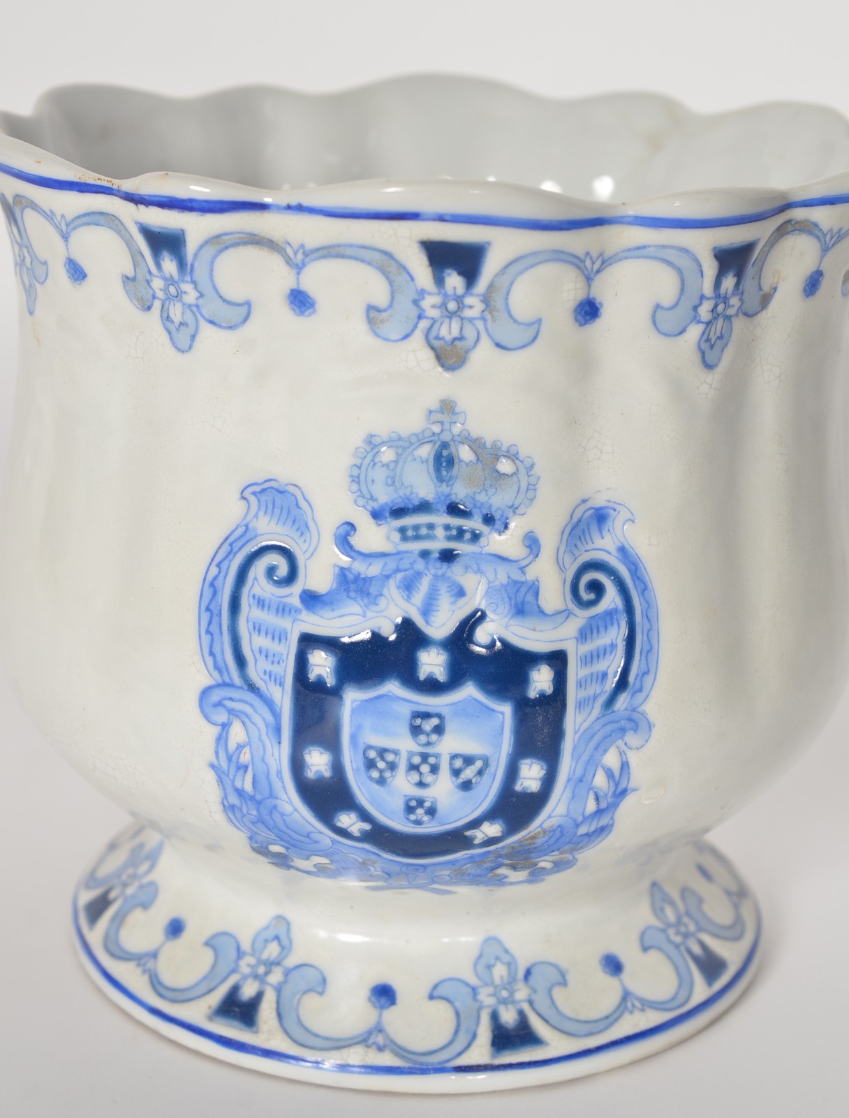Diversas peças de porcelana oriental azul e branca, sendo: 3... - foto 2 de 11