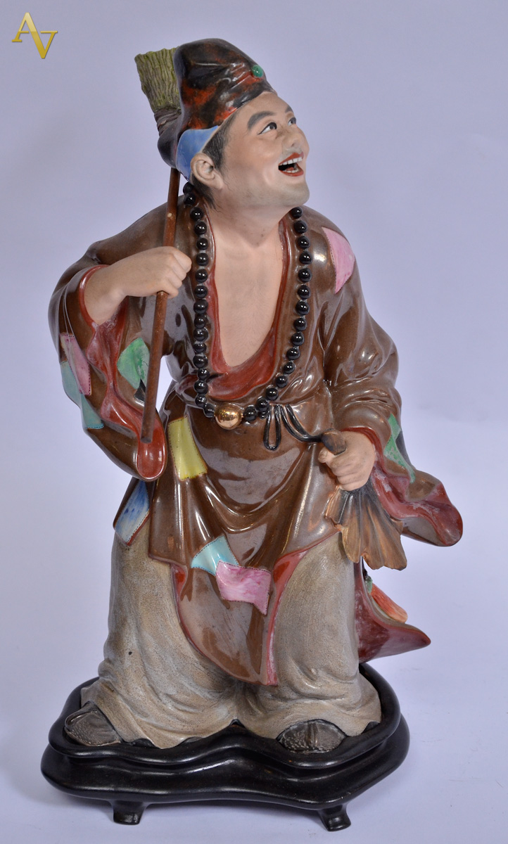 Figura de porcelana oriental - Alt. 37 cm.