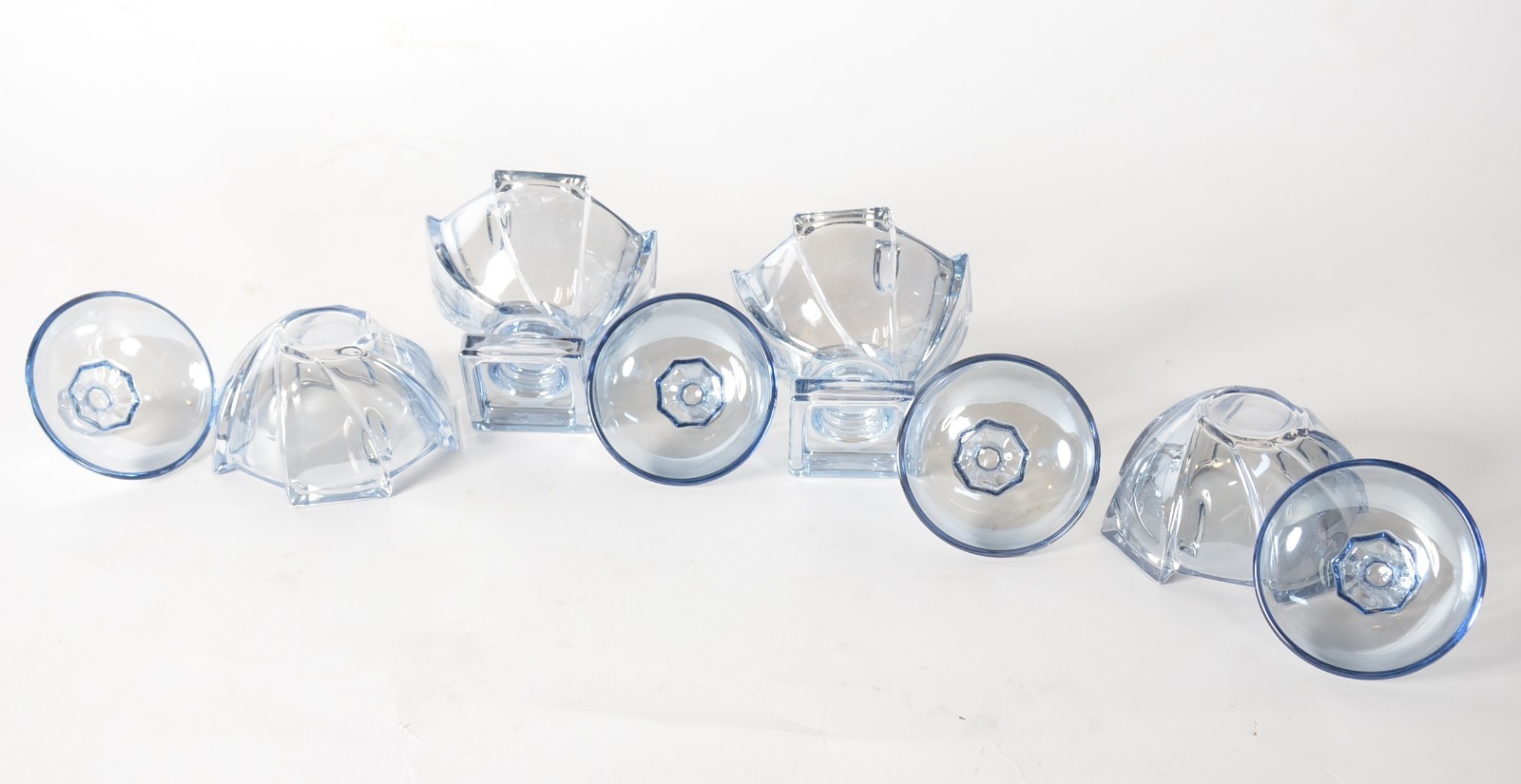 Quatro mini compoteiras de vidro decorativo. - foto 4 de 4