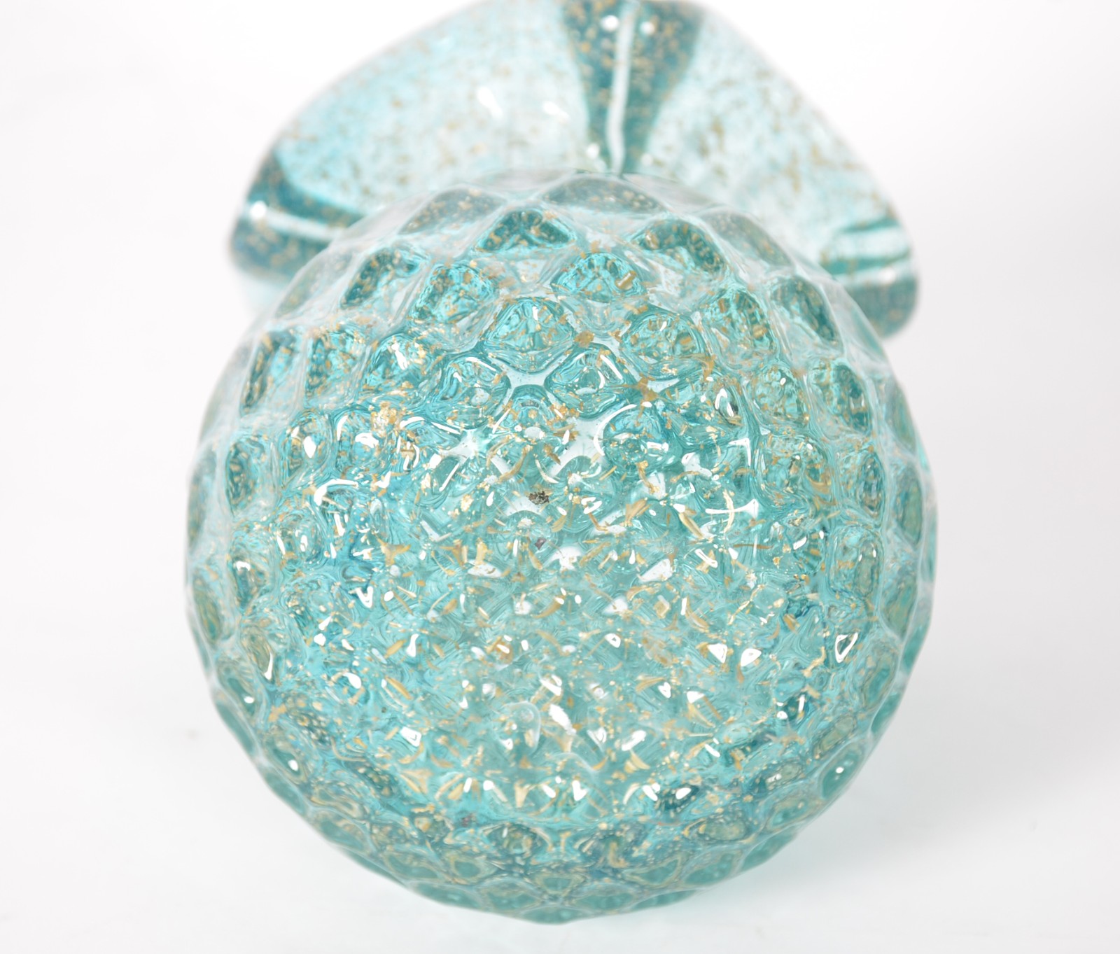 Vaso de vidro decorativo com relevo. - foto 4 de 4