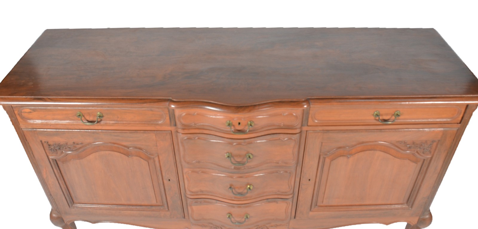 Buffet de jacarandá com 4 gavetas centrais, 2 portas e 2 gavetas... - foto 4 de 7