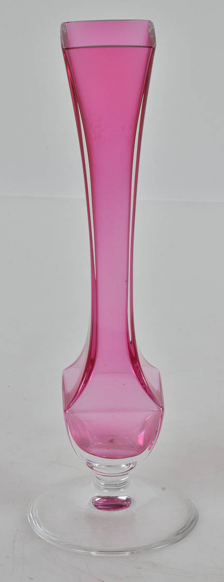 Solifleur de cristal belga VAL SAINT LAMBERT na cor rosa- alt.24 cm.