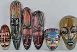 Seis mascaras de madeira da Polinesia. Med. apr... - Seis mascaras de madeira da Polinesia. Med. aprox. 40cm.