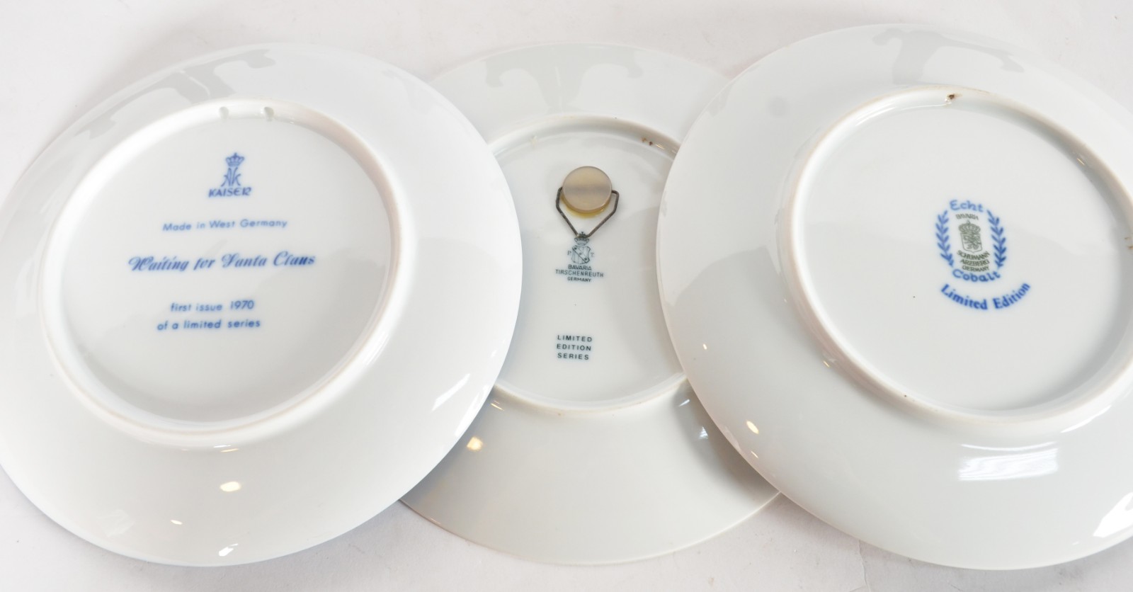 Cinco pratos de porcelana alemã, edições comemorativas decorados com... - foto 3 de 10