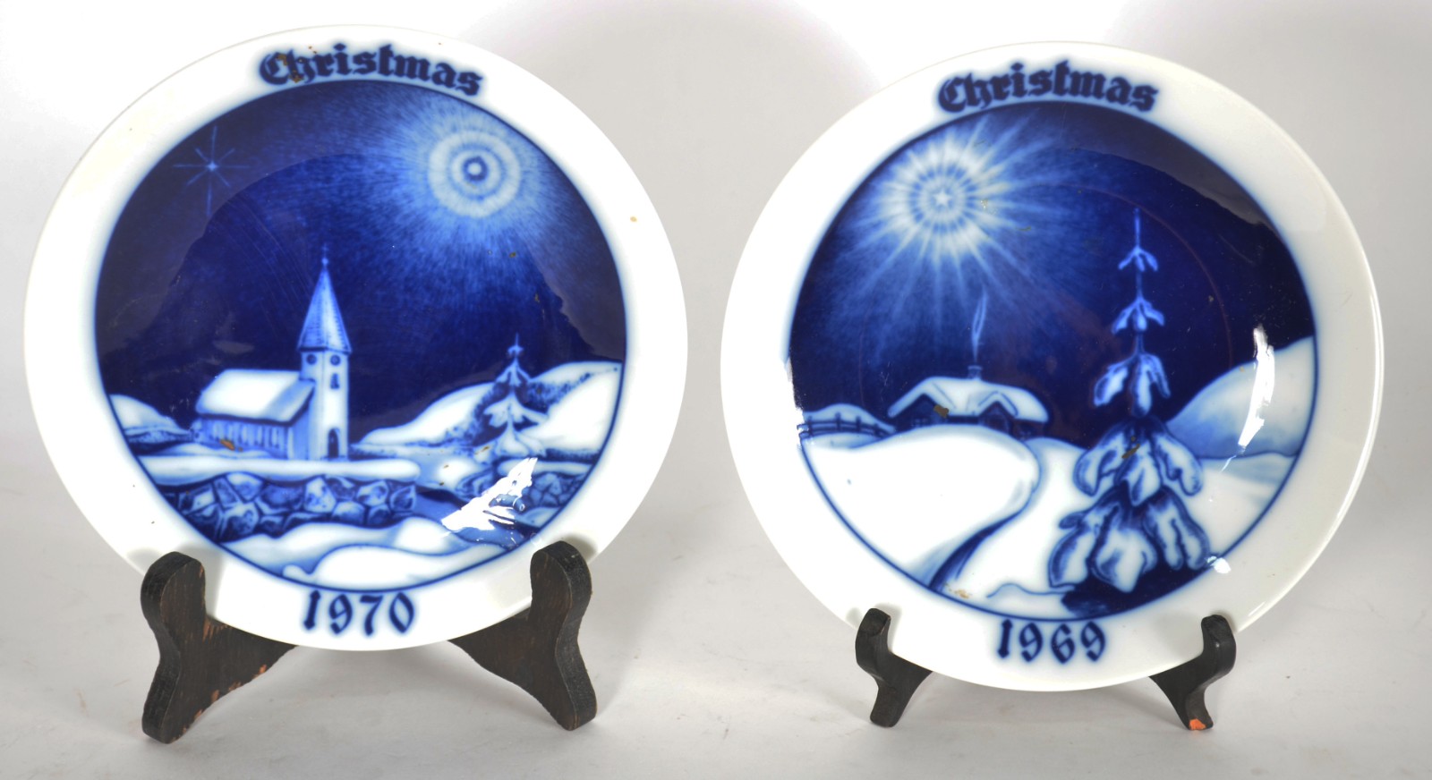 Cinco pratos de porcelana alemã, edições comemorativas decorados com... - foto 7 de 10