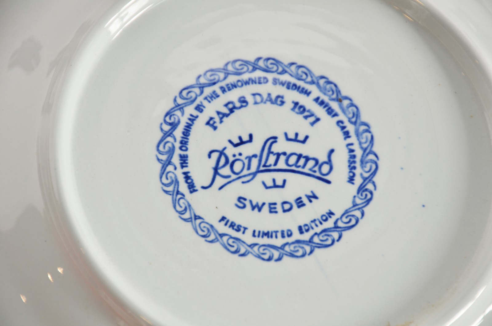 Quatro pratos de porcelana sueca, edições limitadas, comemorativos ao... - foto 8 de 8