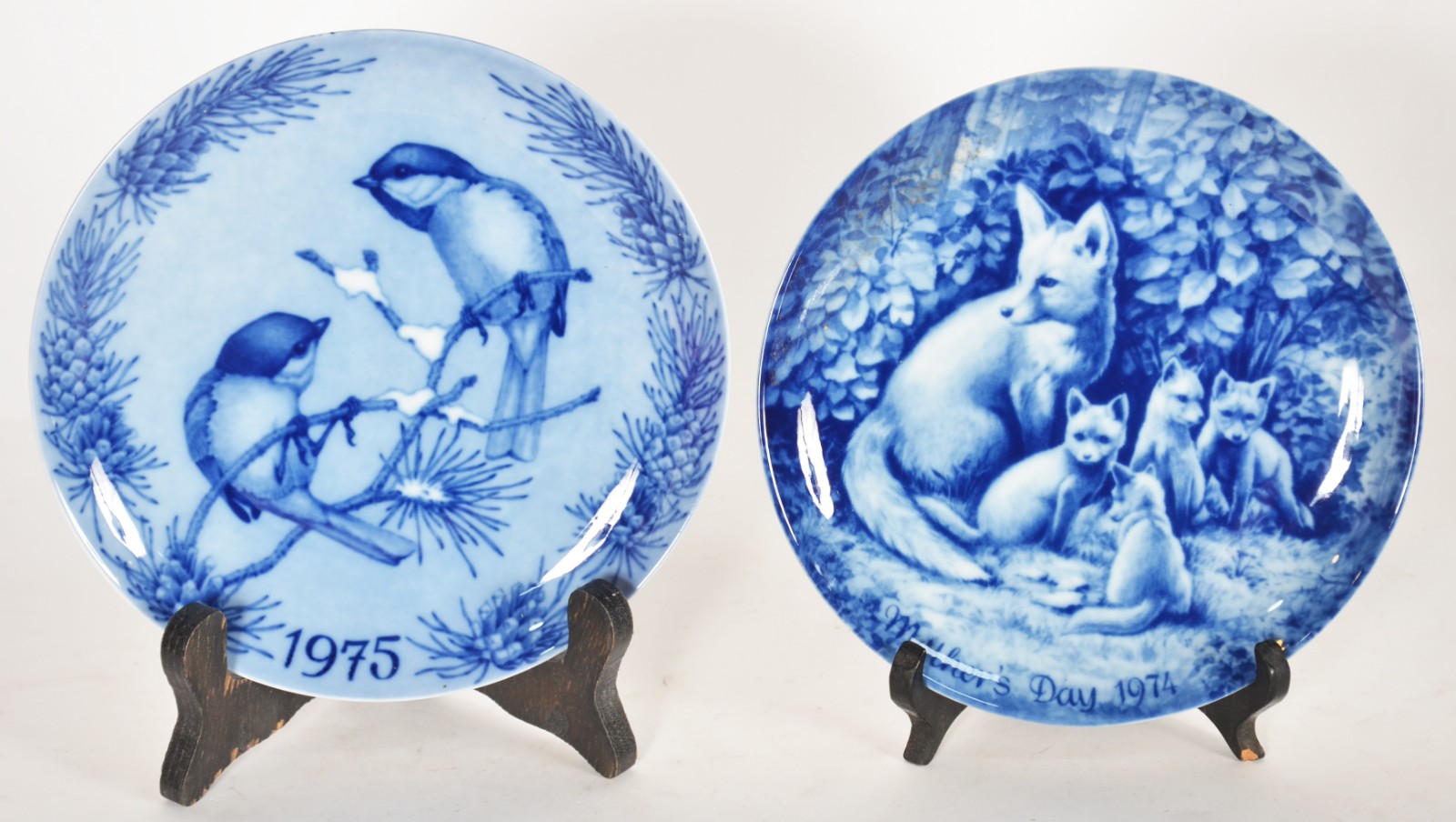 Cinco pratos de porcelana alemã Kaiser, séries limitadas, decorados... - foto 7 de 10