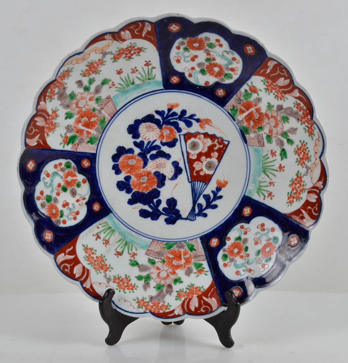 Medalhao de porcelana japonesa IMARI, diam. 40cm.