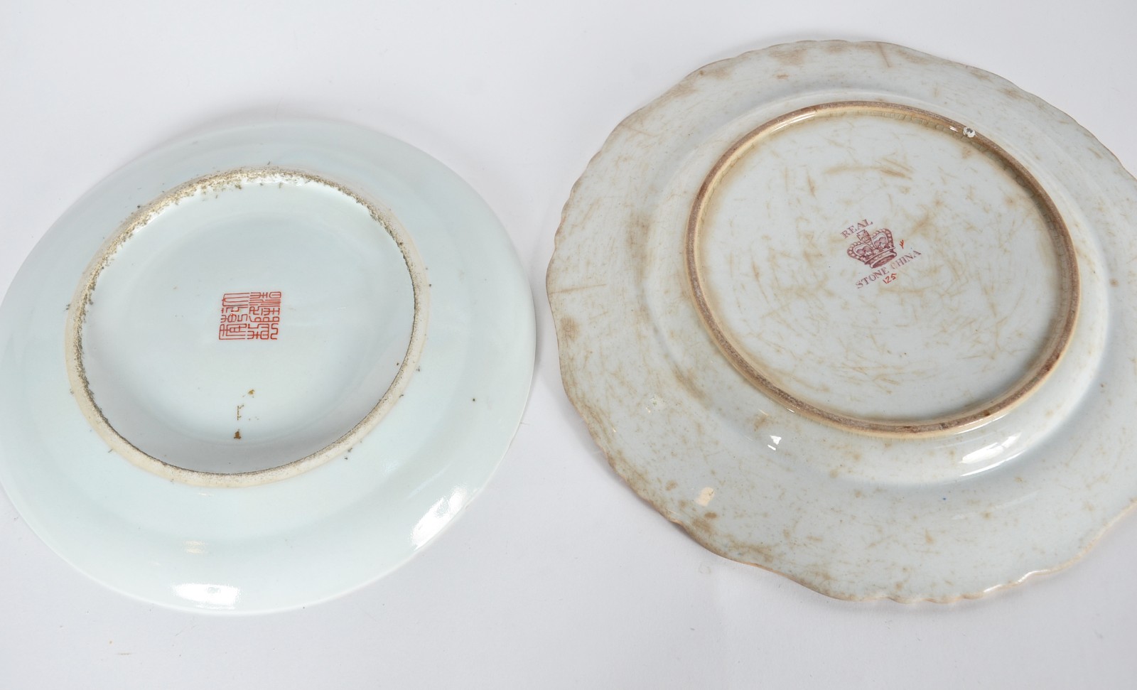 Nove pratos diversos de porcelana. - foto 3 de 11