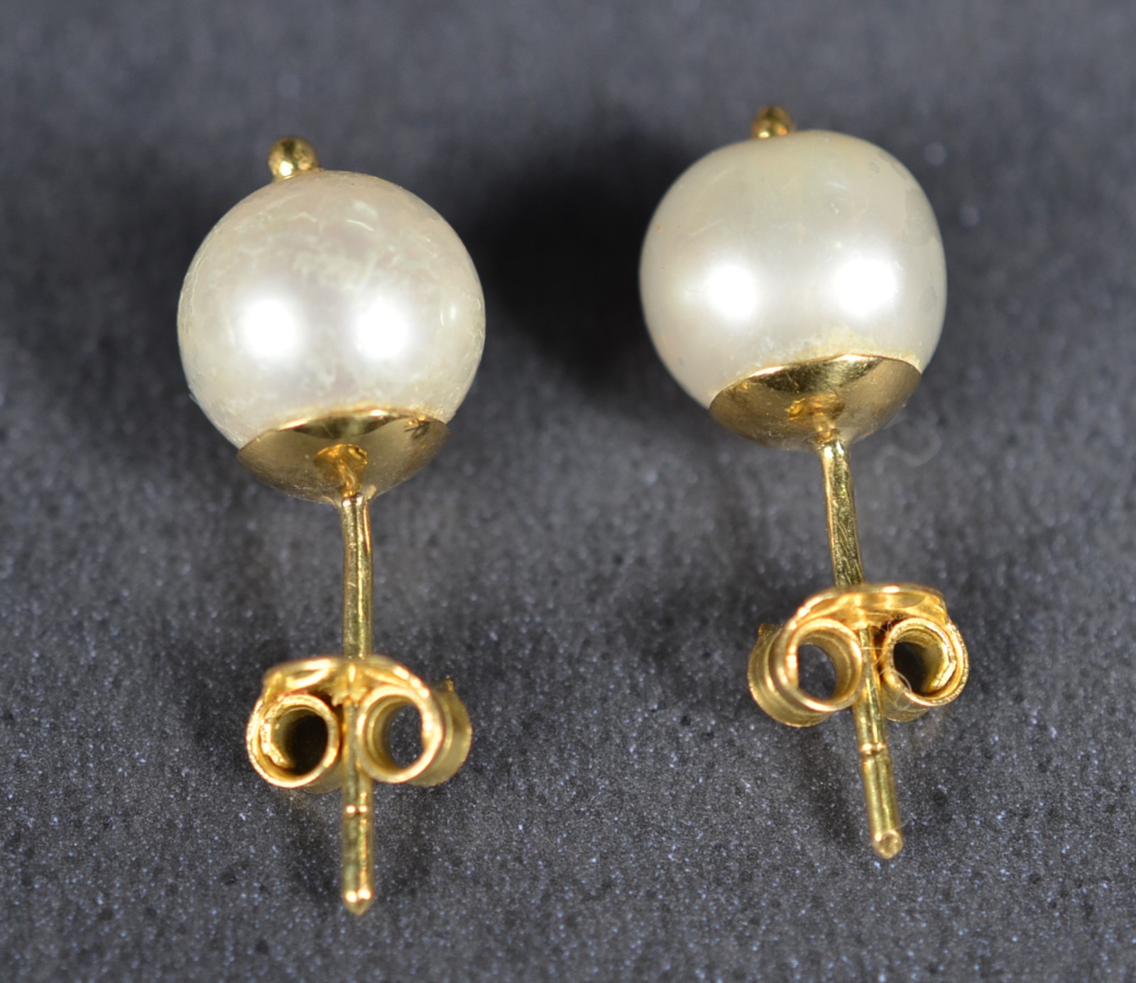 Conjunto de ouro 18k., contraste 750 composto por: par de brincos e... - foto 3 de 8