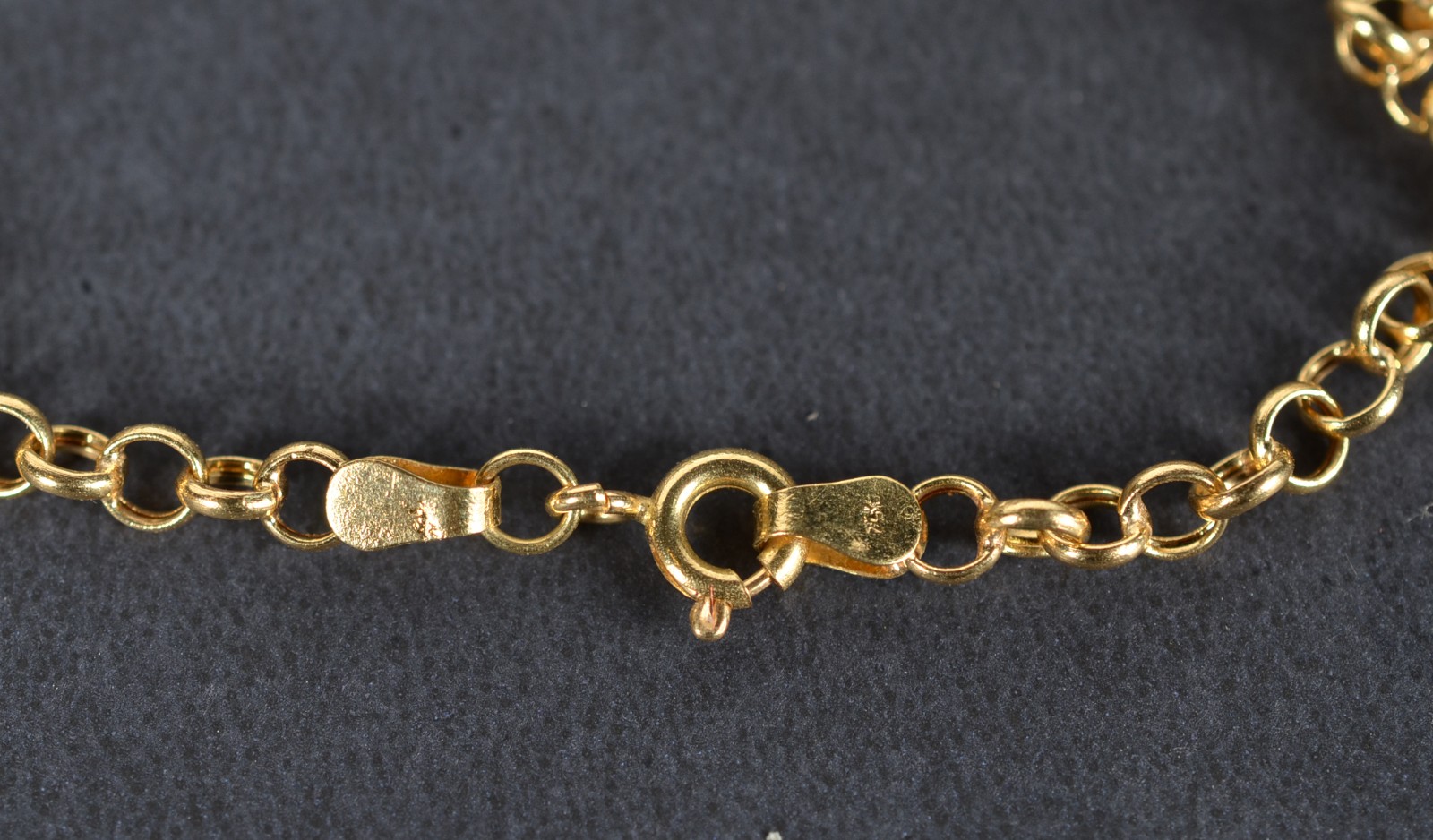 Gargantilha de ouro 18k, contraste 750 modelo elos portugueses. (Por... - foto 3 de 3