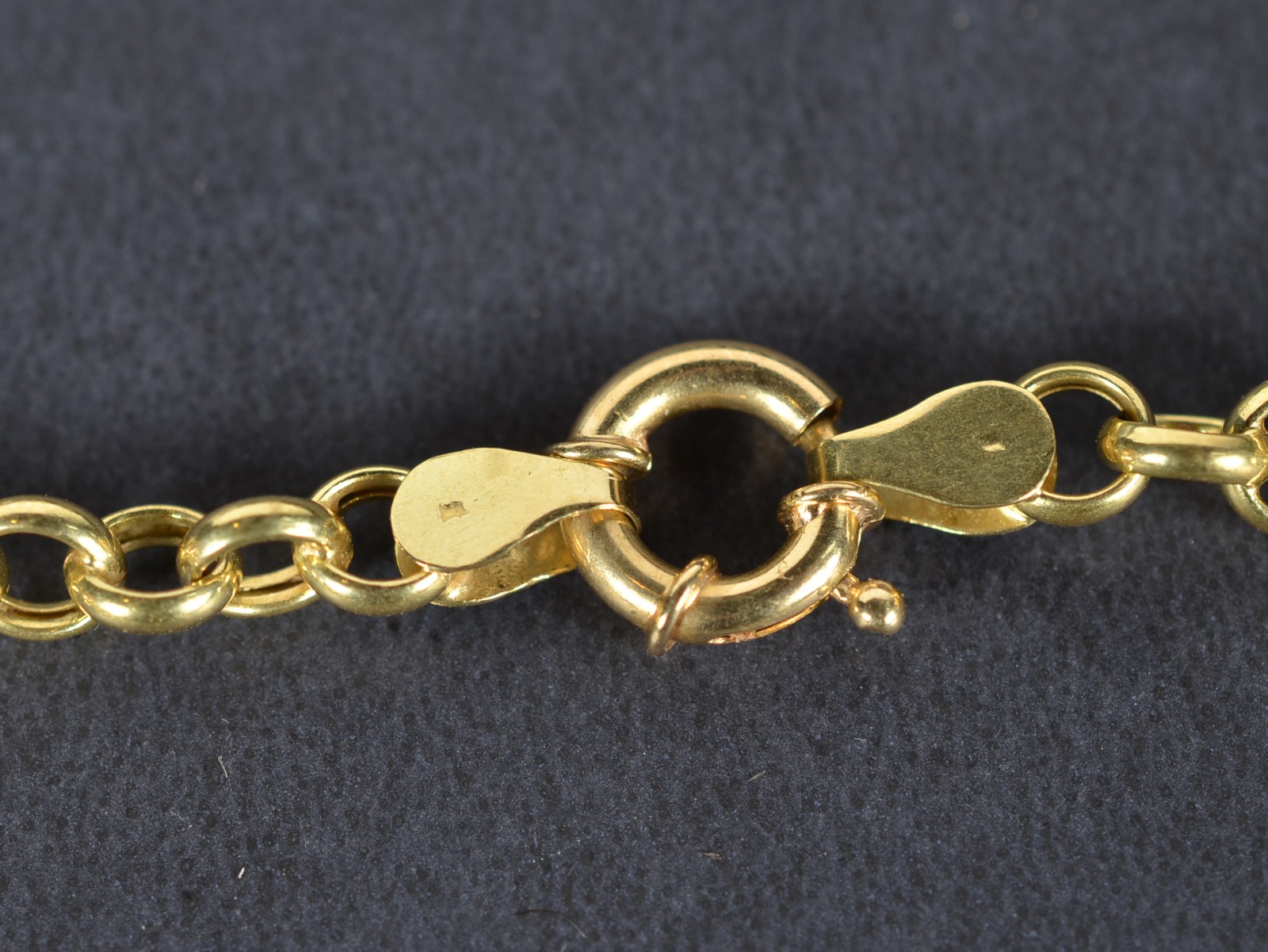 Colar de ouro 18k, contraste 750, elos portugueses. (Por motivos de... - foto 3 de 4