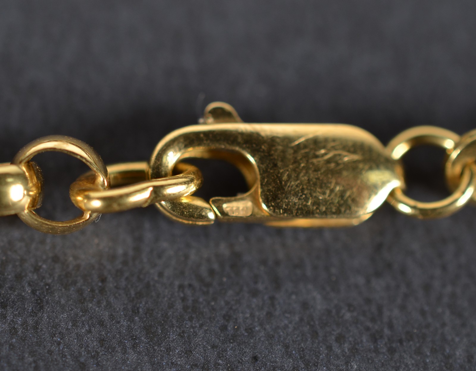 Colar de ouro 18k., contraste 750 modelo elos portugueses. (Por... - foto 3 de 4