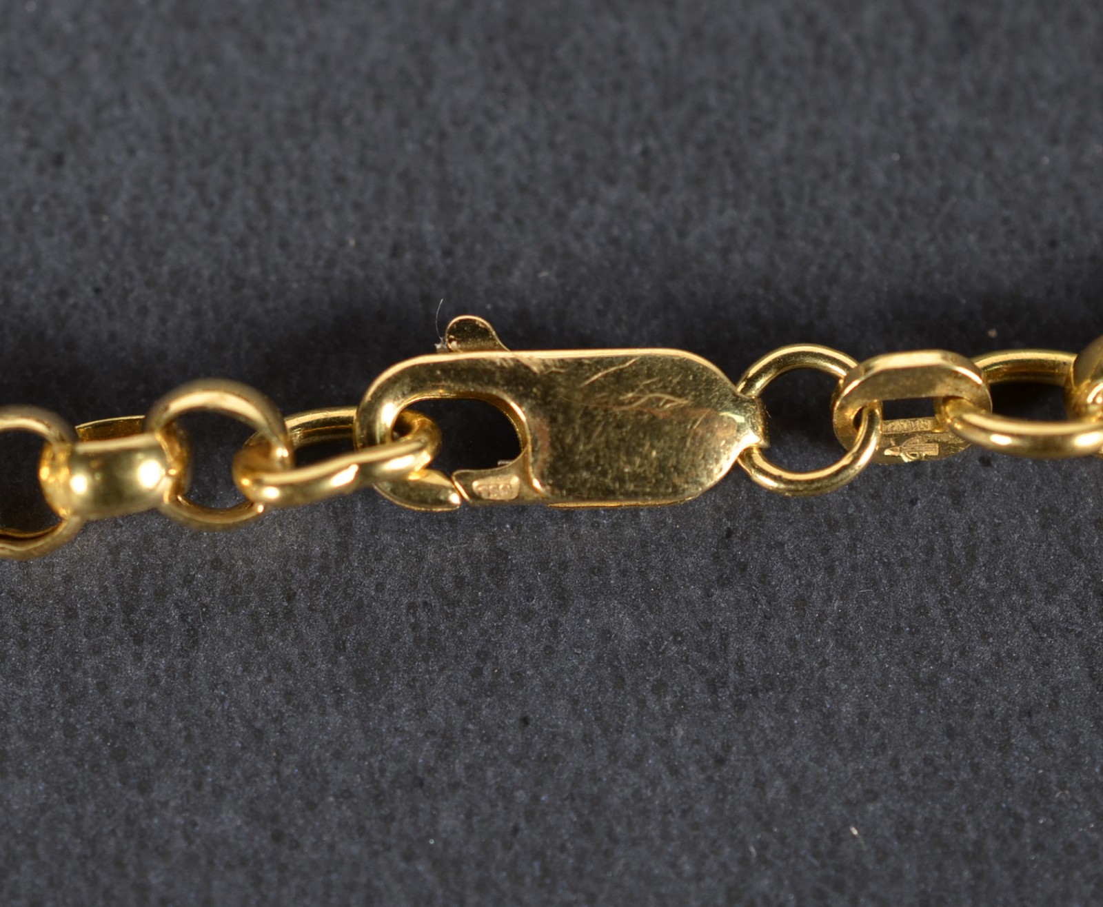 Colar de ouro 18k., contraste 750 modelo elos portugueses. (Por... - foto 4 de 4