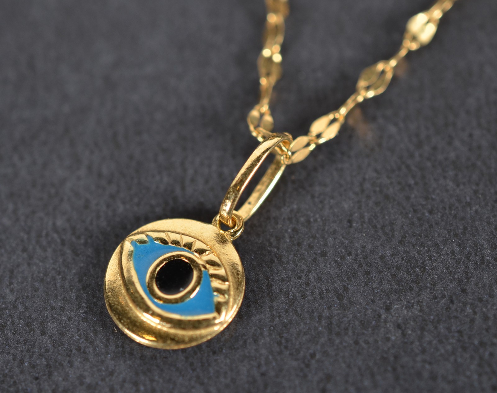 Colar de ouro 18k., contraste 750 com pingente de olho turco. (Por... - foto 3 de 6