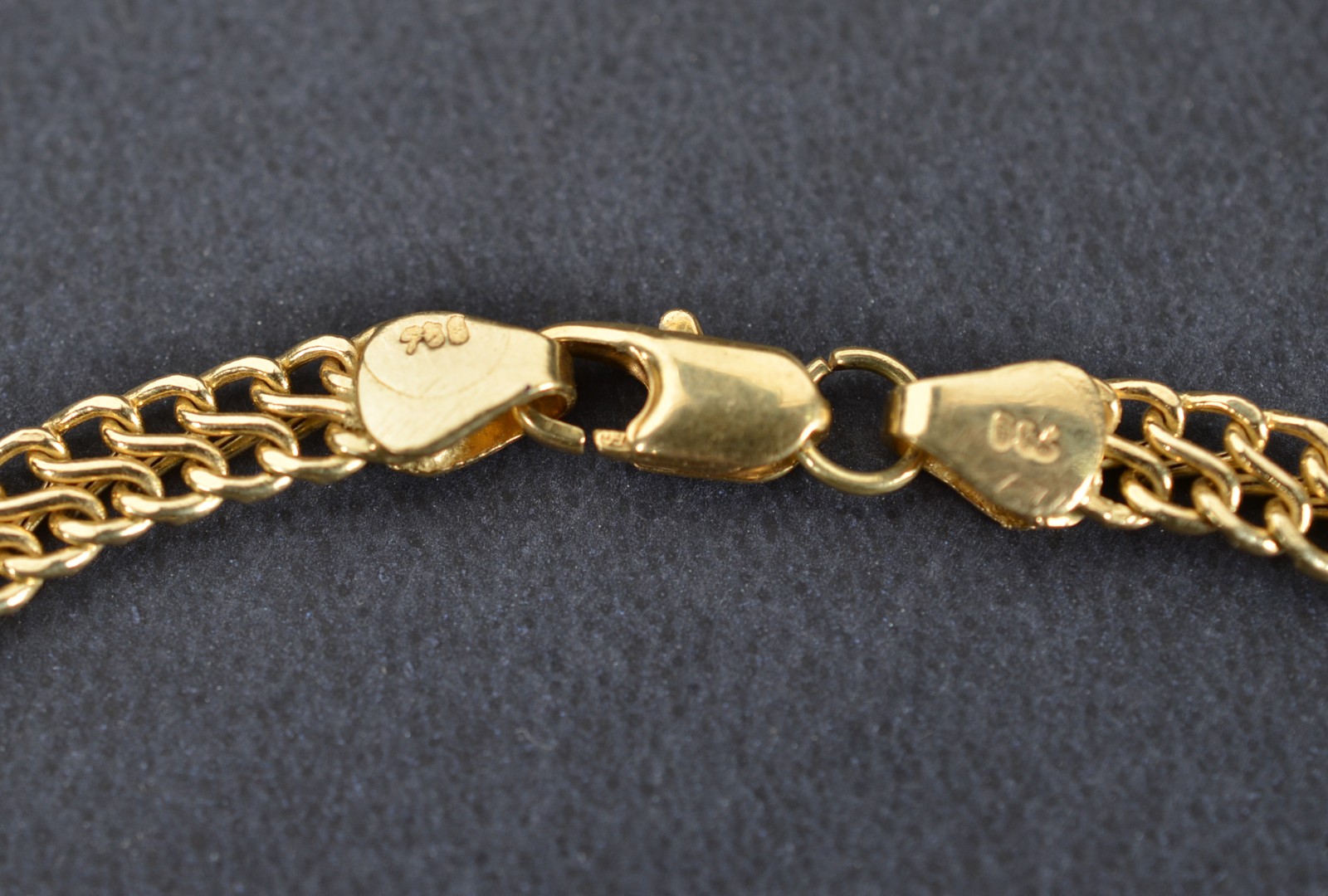 Pulseira de ouro 18k., contraste 750 modelo veneziano. (Por motivos... - foto 2 de 3