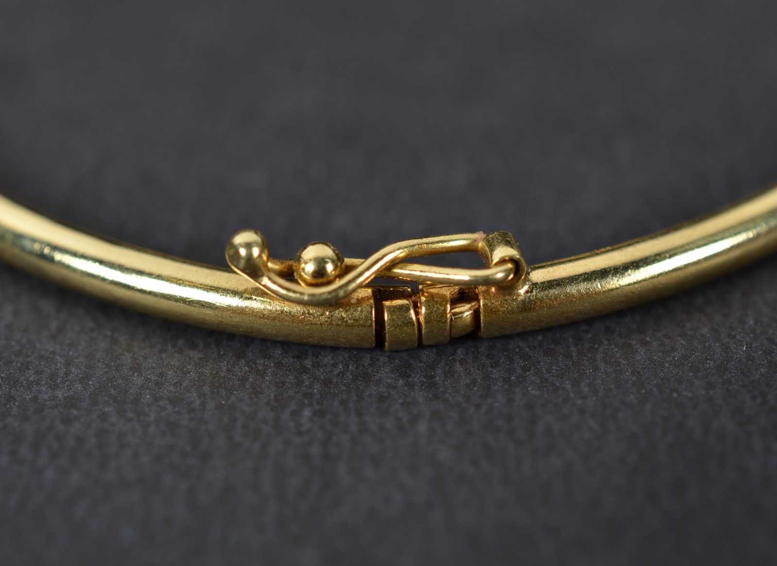 Pulseira de ouro 18k., contraste 750 modelo escrava. (Por motivos de... - foto 4 de 5