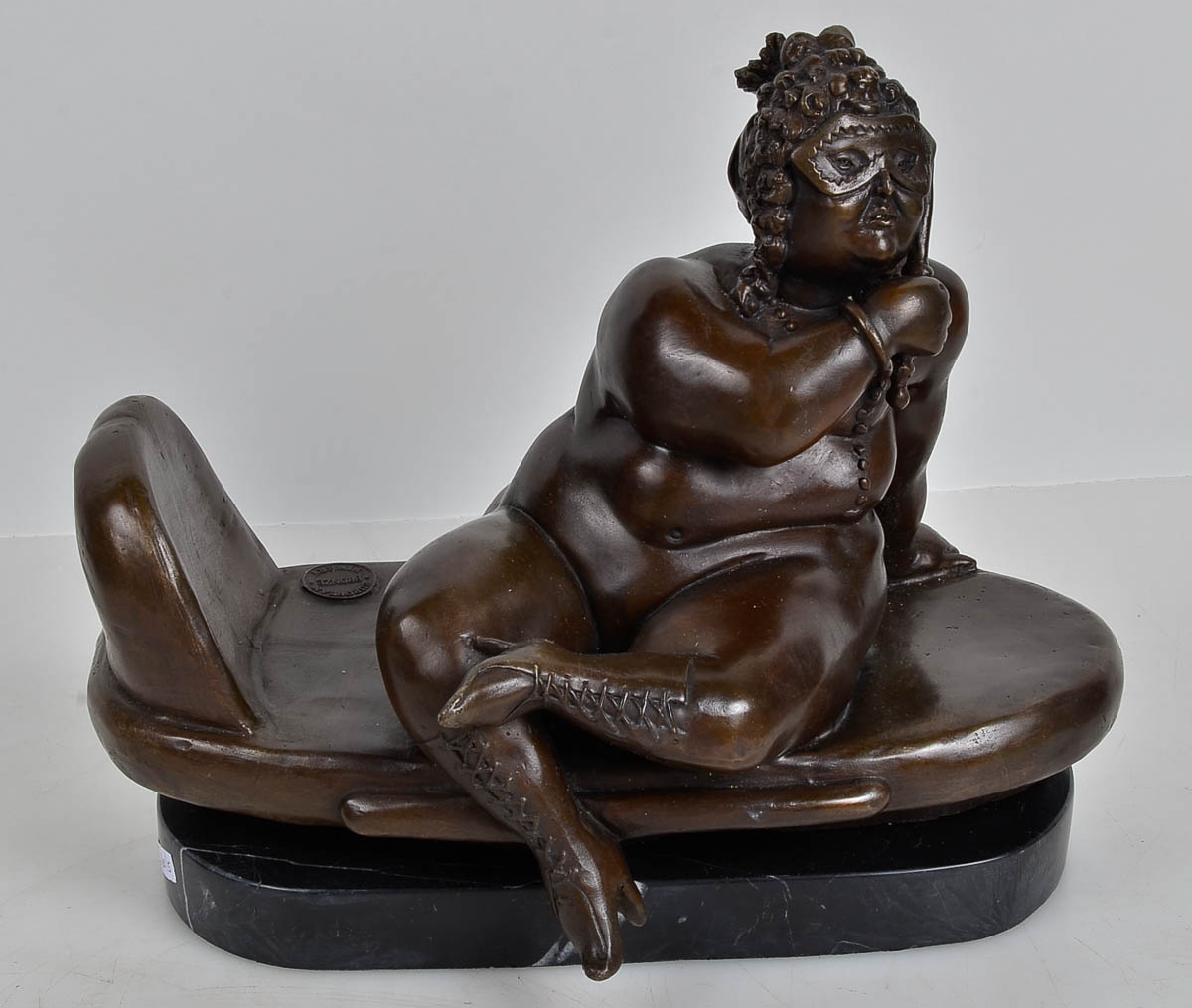 BOTTERO - Escultura de bronze repres. Mulher c/ mascara - com selo de...
